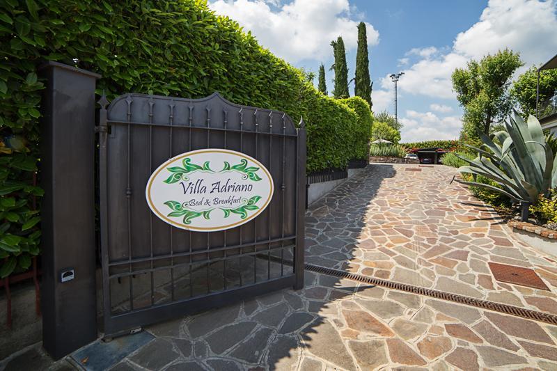 B&B Villa Adriano 데센자노델가르다 외부 사진