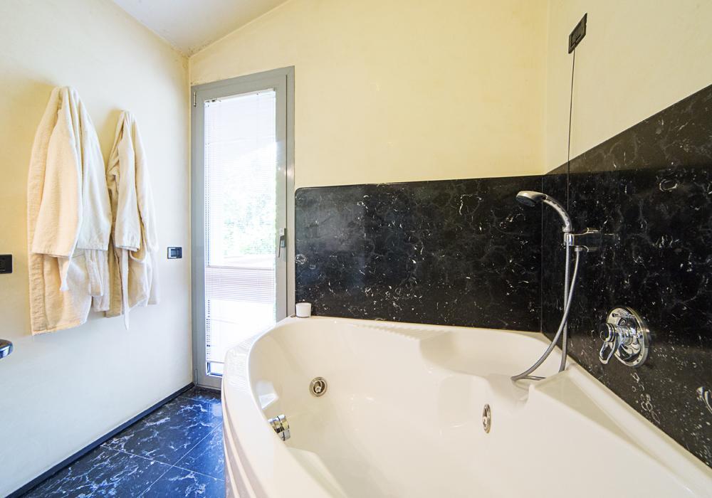 B&B Villa Adriano 데센자노델가르다 외부 사진