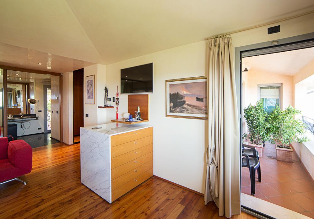 B&B Villa Adriano 데센자노델가르다 외부 사진
