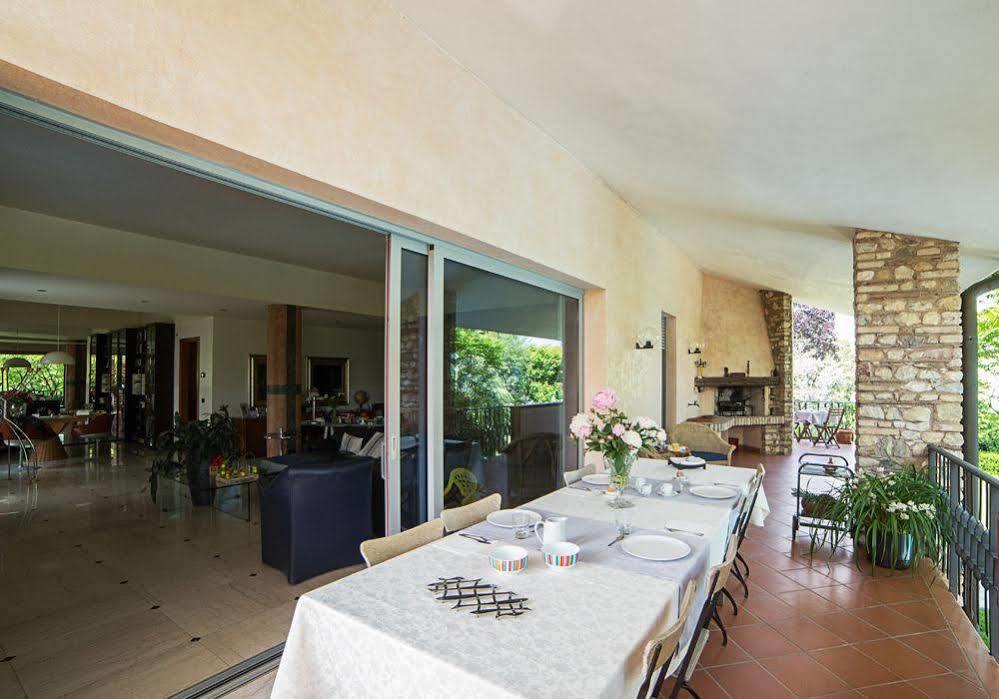 B&B Villa Adriano 데센자노델가르다 외부 사진